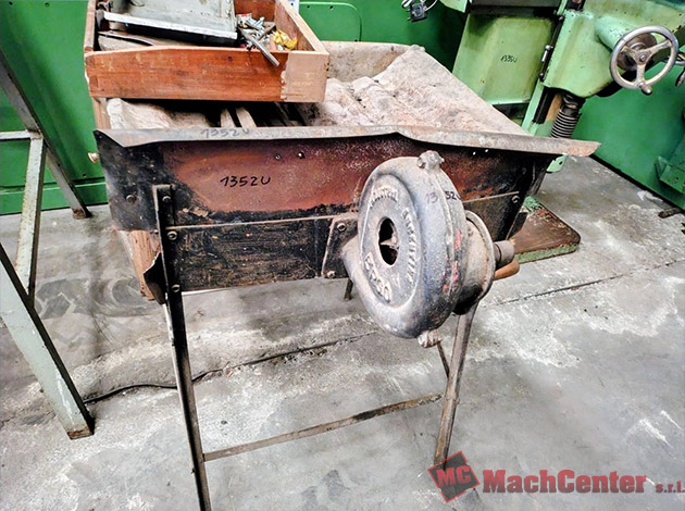 Cod.1352-U-Fragua-de-herrero-03