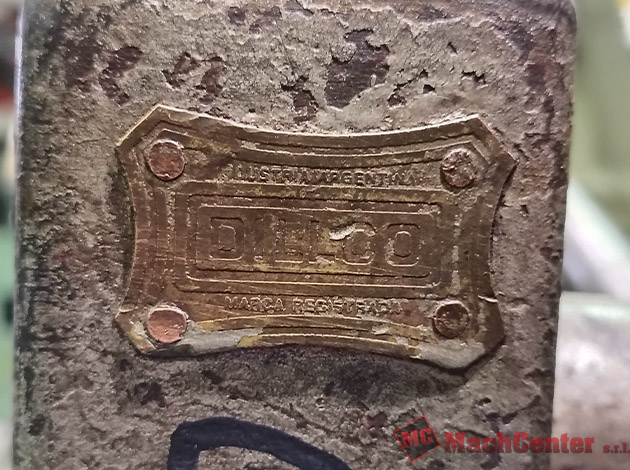 Cod.1427-U-Punzonadora-manual-D-03