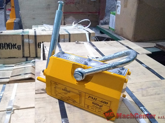 Cod.1010-N-Elevador-magnético-600Kgs-de-izaje-02