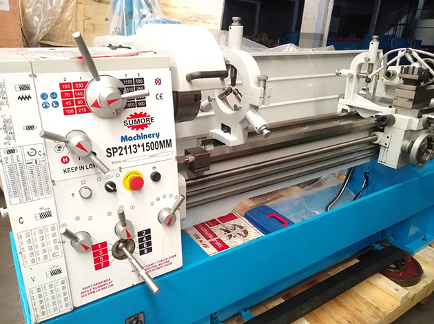 Torno mecánico 1500mm-Sumore SP2113