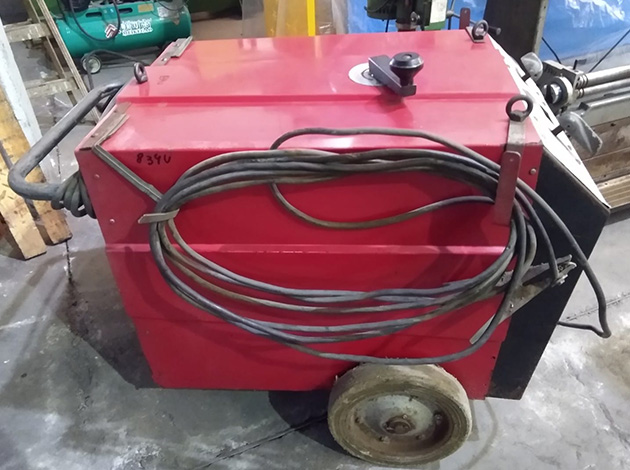 Cod.0834-U-Soldadora-Rectificadora-A-Silicio-350A-02