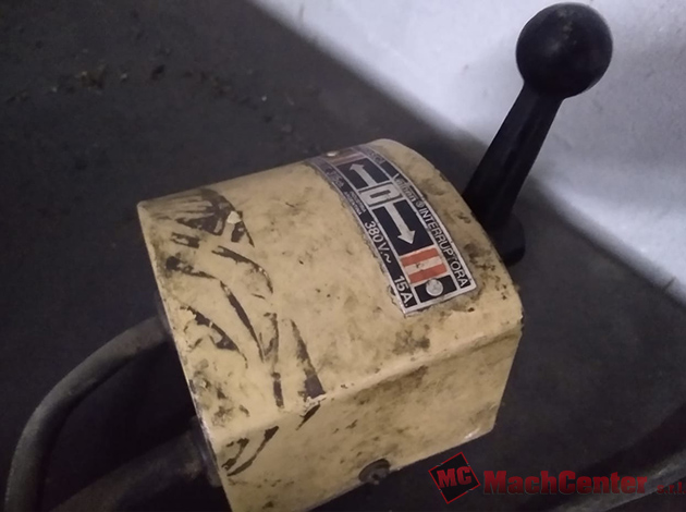 Cod.1247-U-Amoladora-doble-eje-1HP-04
