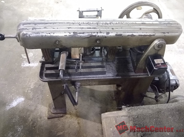 Cod.1295-U-Serrucho-mecánico-con-lubricación-FIAM-04