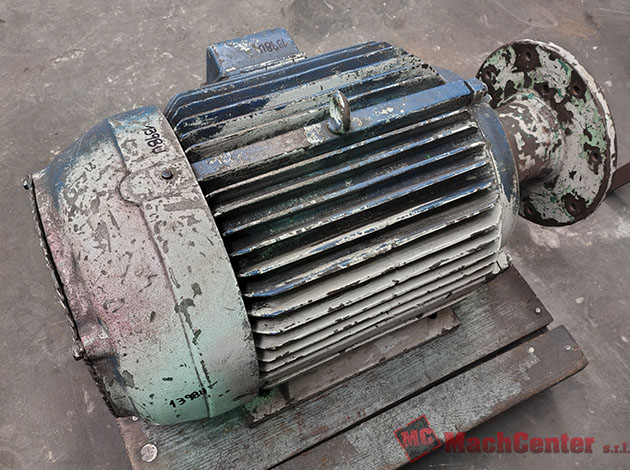 Cod.1398-U-Motor-trifásico-25CV-04