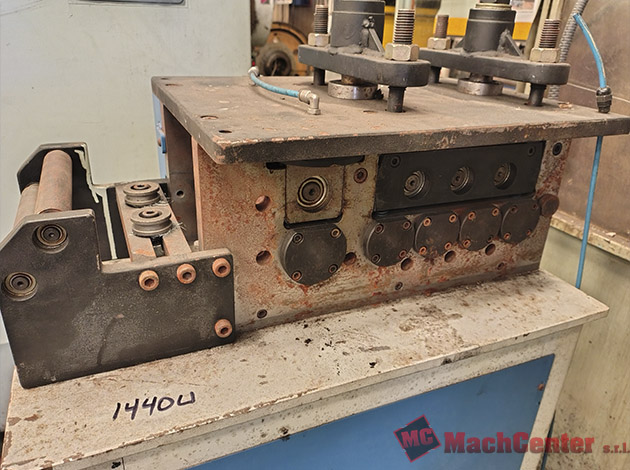 Cod.1440-U-Planchador-de-flejes-150mm-04