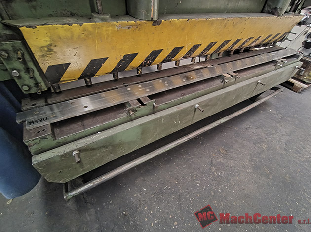 Cod.1457-U-Juegodecuchillas2400x55x10mm-02