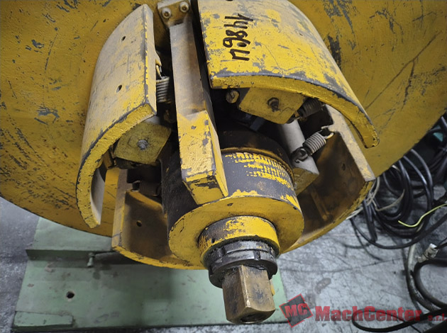 Cod.1486-U-Desbobinador-doble-giratorio-03