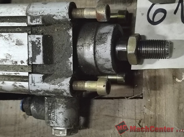 Cod.1497-U-Pistón-neumático-cilindro-90mm-03