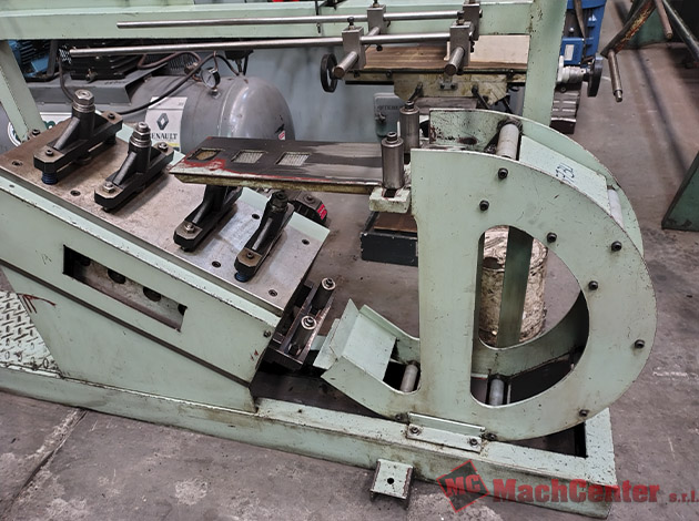 Cod.1573-U-Desbobinador-planchador-04