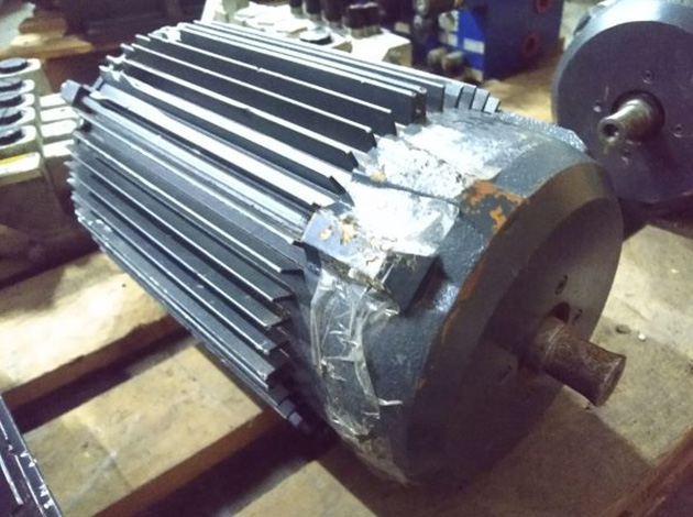 Cod.0773-U-Motor-eléctrico-trifásico-7,5HP-02