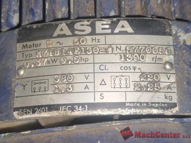 Cod.1415-U-Bomba-trifásica-1,3AMP-0,5HP-03