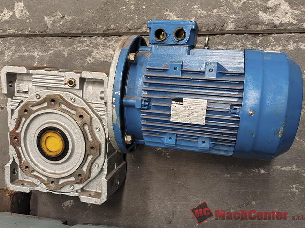 Cod.1500-U-Motoreductor-Motortech-7,5HP-01
